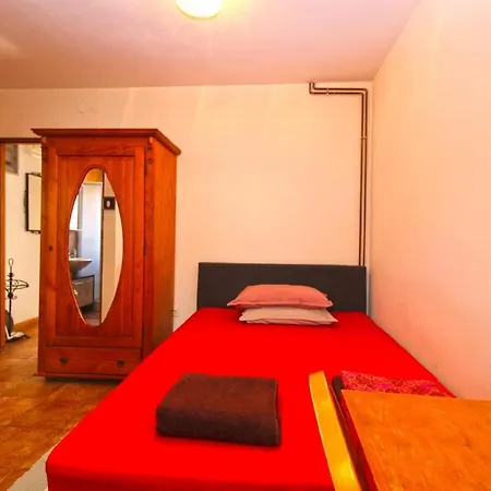Apartment Fuer 2 Personen Ca 19 Qm In Pula, Istrien Istrische Riviera