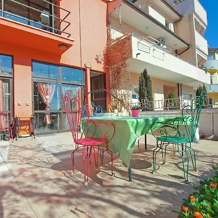 Fuer 2 Personen Ca 19 Qm In Pula, Istrien Istrische Riviera Pula